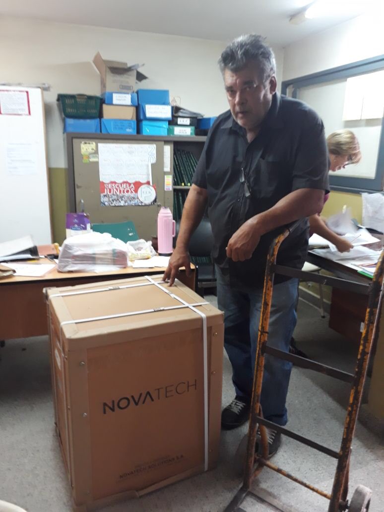 EdTecnicaBA's tweet photo. #TÉCNICA🙌🏼 seguimos entregando Impresoras 3D para equipar las escuelas. Hoy llegaron a la R11 en #Escobar ya tienen las suyas @DPETPba @copretBAok @gfalvarez https://t.co/M2D38e1JYT
