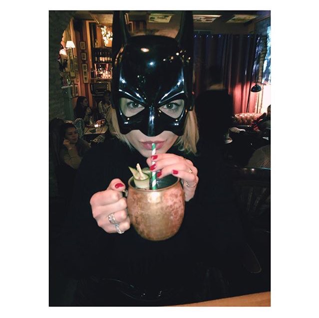 emmabestph's tweet photo. / BATGIRL / https://t.co/sgPu72Vsvd