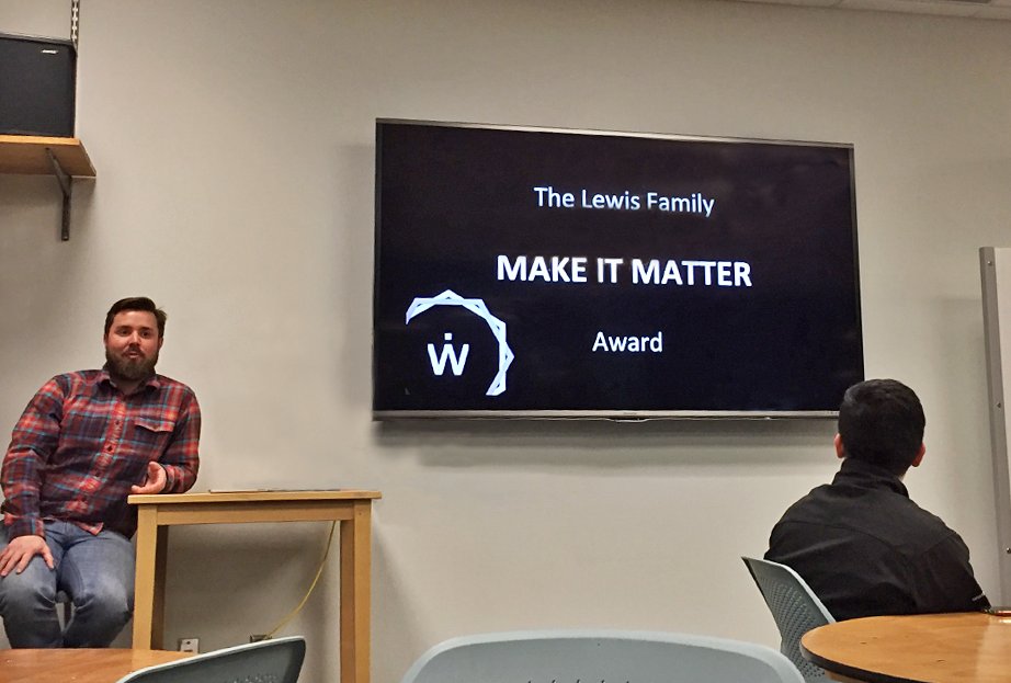 cuinworks's tweet image. Thank you all to those who came to networking night this past wed w/ Ember team Students at expo that win the Make It Matter award will now win money thanks to the generous donation &amp;amp; dedication from the Lewis family. Thank you Steve for believing in Inworks and #makingitmatter