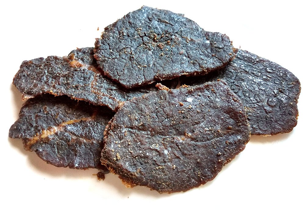 JerkyReviews's tweet photo. This Black Pepper &amp; Garlic jerky from Shiner's Stash delivers just enough of the seasoning blend to create a nice savory profile against a saucy beef broth marinade, and well-marbleized cuts of top round. Find out more: https://t.co/4pb2G8Nify https://t.co/cO0CnEuCZX