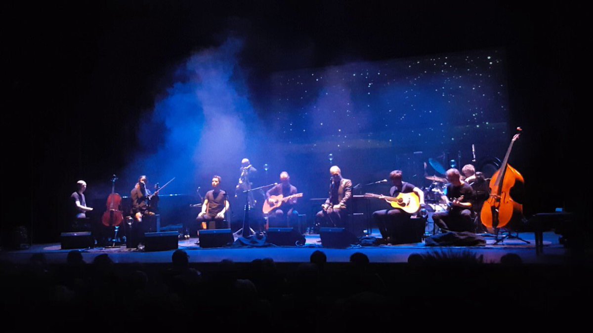 bart_laurens's tweet photo. Genieten @PinkFloydPro. Geweldige avond! Klasse 👌🏻 #acousticechoes https://t.co/tOmbcc3ZDY