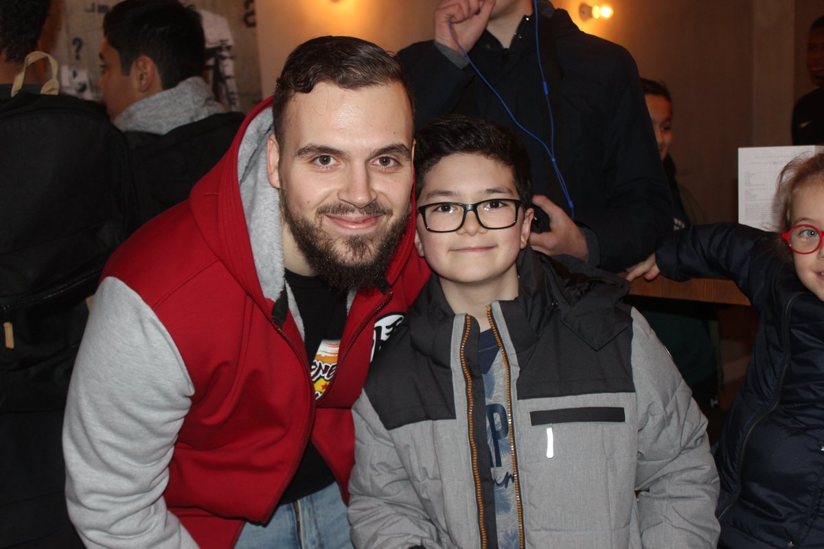GamersCanLeave's tweet photo. 📸 Découvrez toutes les photos de notre dernier événement à @OtakuSocialClub avec @FitzAdri et Kris de Kris &amp; Shoury juste ici 🔛 https://t.co/a0UzKhbgbv https://t.co/kRPvB7Se3e