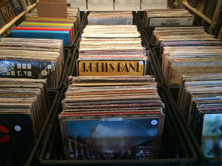 echo_hsv's tweet photo. Well tomorrow, Saturday, Feb. 17, is it: the last day of Echo Records. All used vinyl will be 50 perfect off. All new vinyl 50 percent off. All t-shirts 50 percent off. Open 1 to 5 p.m. and then ... that's all folks! https://t.co/tCh8wIyK7P