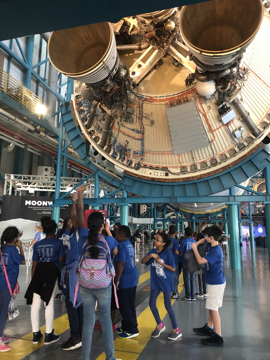 ms_srein's tweet photo. Just because we need more positivity @NASAKennedy thank you for hosting @NBFelem today. We all needed the distraction and had a great time. #knownova #novabuzz #KidsDeserveIt 💚💛💚💛💚💛 https://t.co/kqBqA8b1Ru