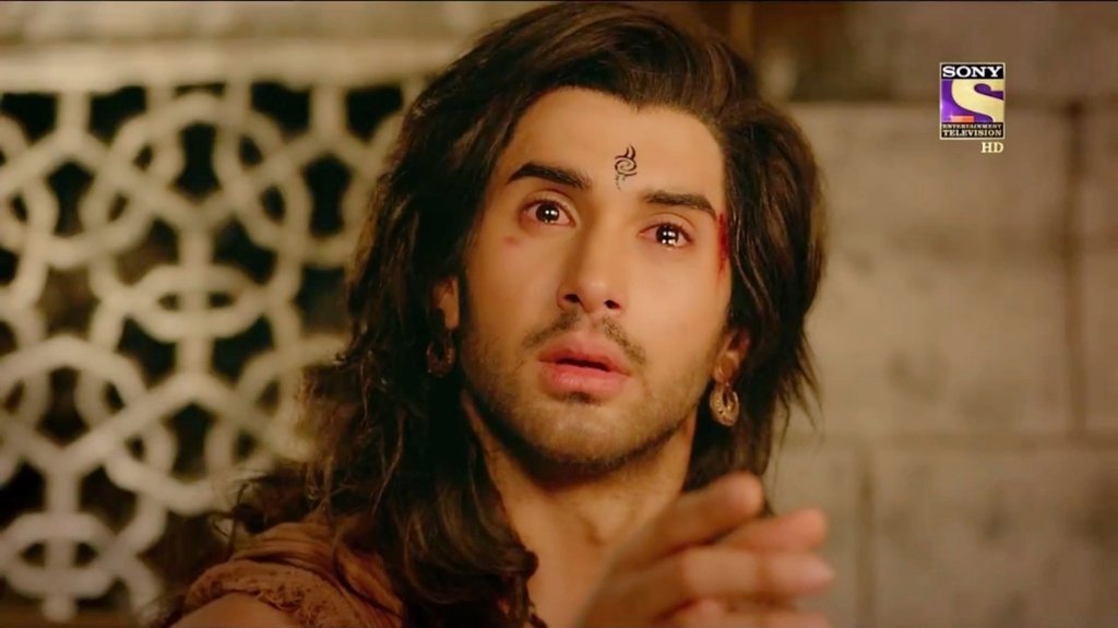 BshreeeSsS's tweet photo. @IamsoLaksh @officialPorus 
Mind blowing performance #Puru u nailed it👏Brilliantly presents puru's Break down Moment😭💔Fab ep👏 #Porus https://t.co/J4YHQas3yu