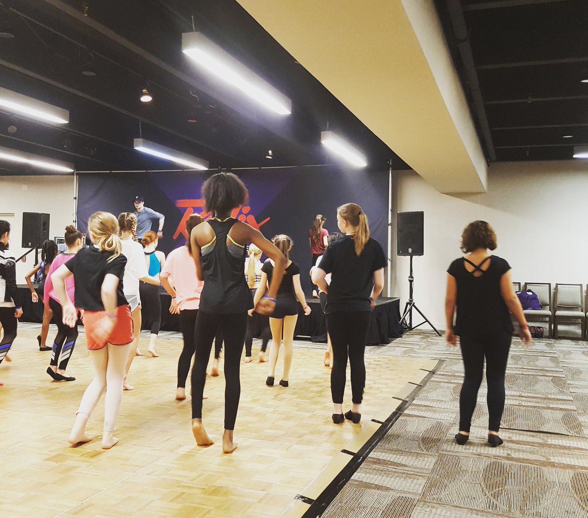 First <a href="/RadixDance/">Radix Dance</a> class for the weekend - #Partnering w/ Connor &amp; Sydney! #ChaCha #DanceOnTheEdge #DanceConvention