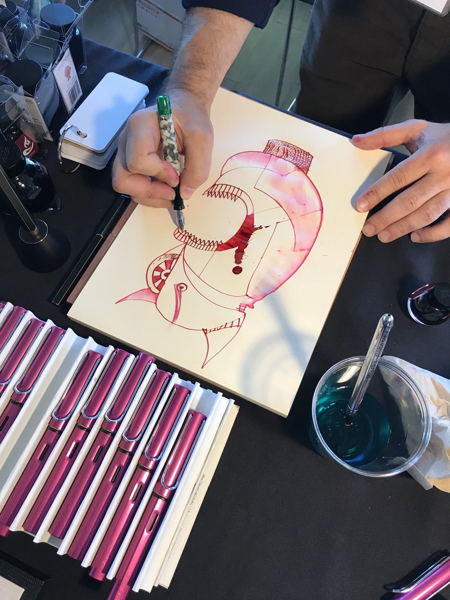 Toaster_Pastry's tweet photo. Artist Joey Feldman creating angry art. #LAPenShow https://t.co/opcUG7qGG5