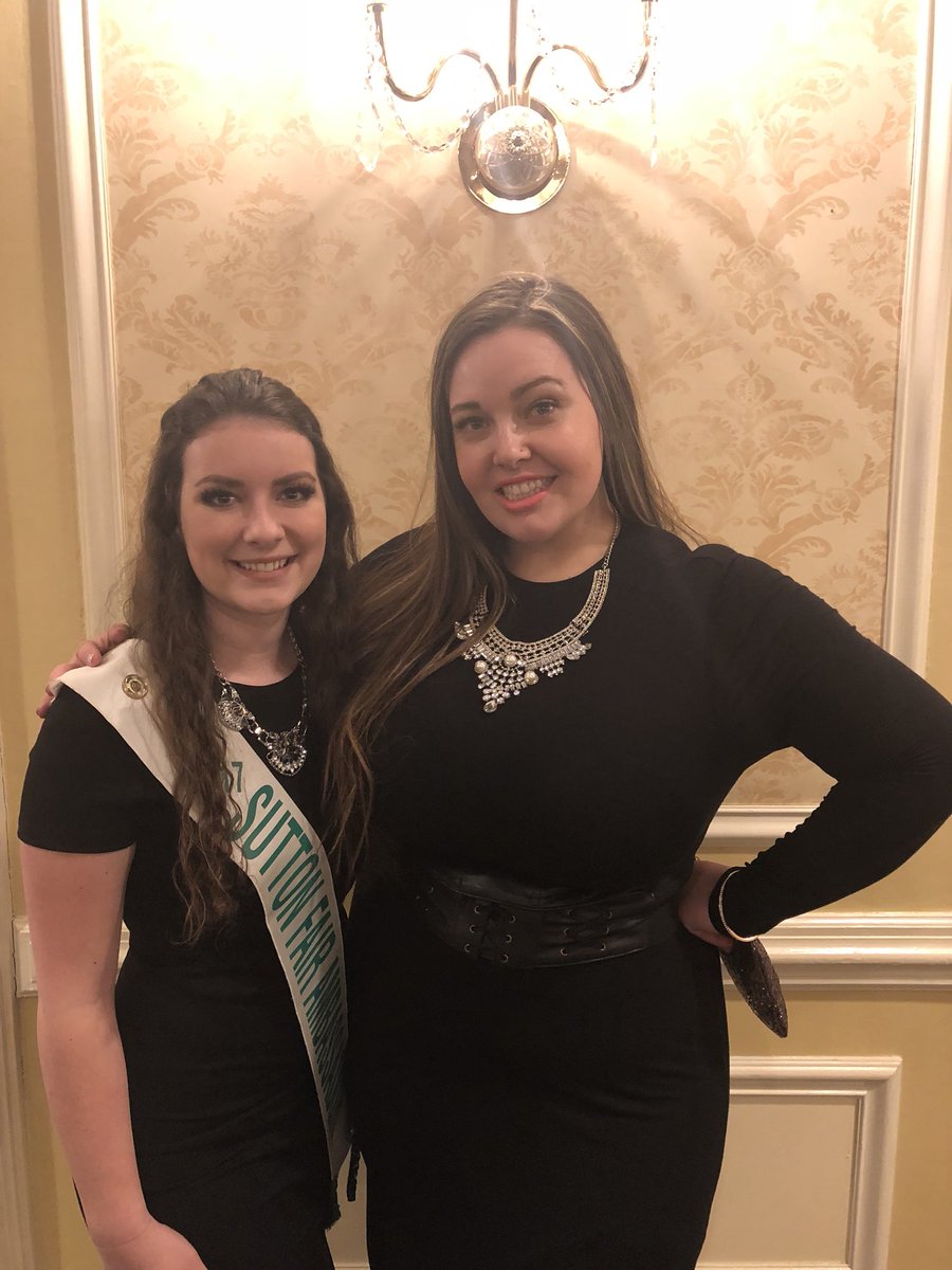 suttonambassadr's tweet photo. So much pride for this group of young people, proud of District 5 #oaasconvention2018 #ambassadorthings #agproud #AgMoreThanEver @SuttonFair @georginatown https://t.co/5FPnsw8KkK