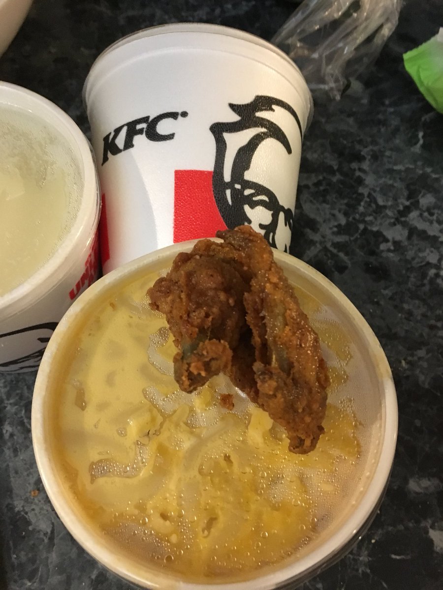 z_lev_'s tweet photo. @kfc  seriously?! This counts as a piece of chicken in your buckets? https://t.co/xakcWDIzzh