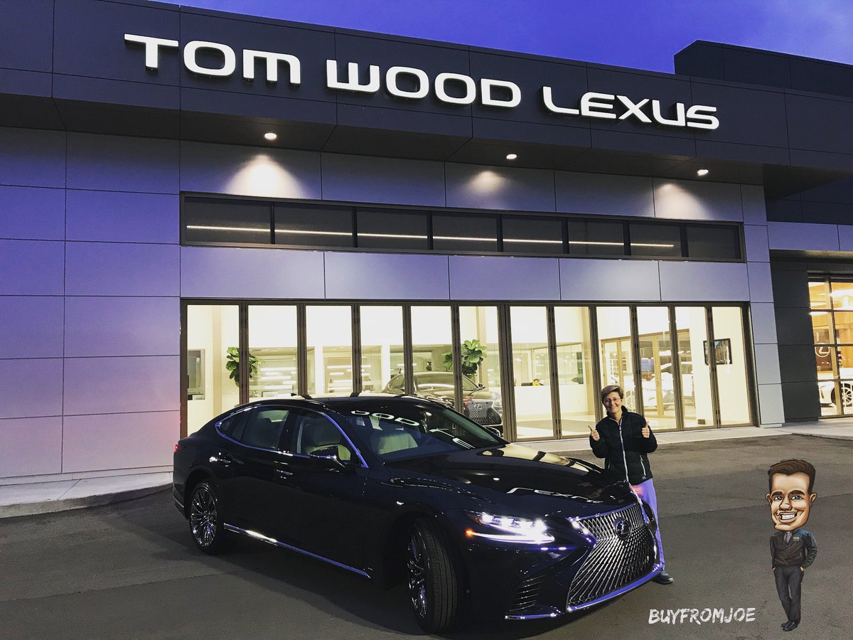 Halted_Up's tweet image. Congrats Jodi! She reserved her 2018 Lexus LS500 over a year ago! She is now the 2nd owner of a 2018 Lexus LS500 in Indianapolis! Truly honored to have been able to facilitate 2 purchases of this FANTASTIC vehicle today! 

#Lexus #LexusPlus #BuyFromJoe #tomwoodlexus
