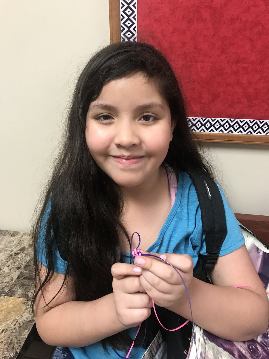 87emma2435's tweet photo. DIY club excited to learn how to make their new keychains. @RiceCISD #throwbackkeychains https://t.co/SRzoUwpriJ