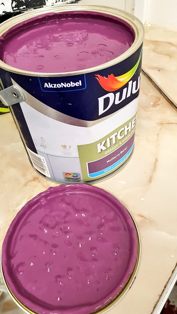 Jenthedecorator's tweet photo. little bit of a jumble today.
using @duluxuk #Kitchenpaint #Mulberryburst
my @AxusDecor #Immaculatefinish from @JDPaints
@picassobrush #picassoroller from @ColemanBrosLtd
#RollandGoMaxi from @JohnstonesTrade @Go_Paint &
my #Paintstirer #painttinopener from @topdecbrush ๐๐ https://t.co/CD64wWpsoF