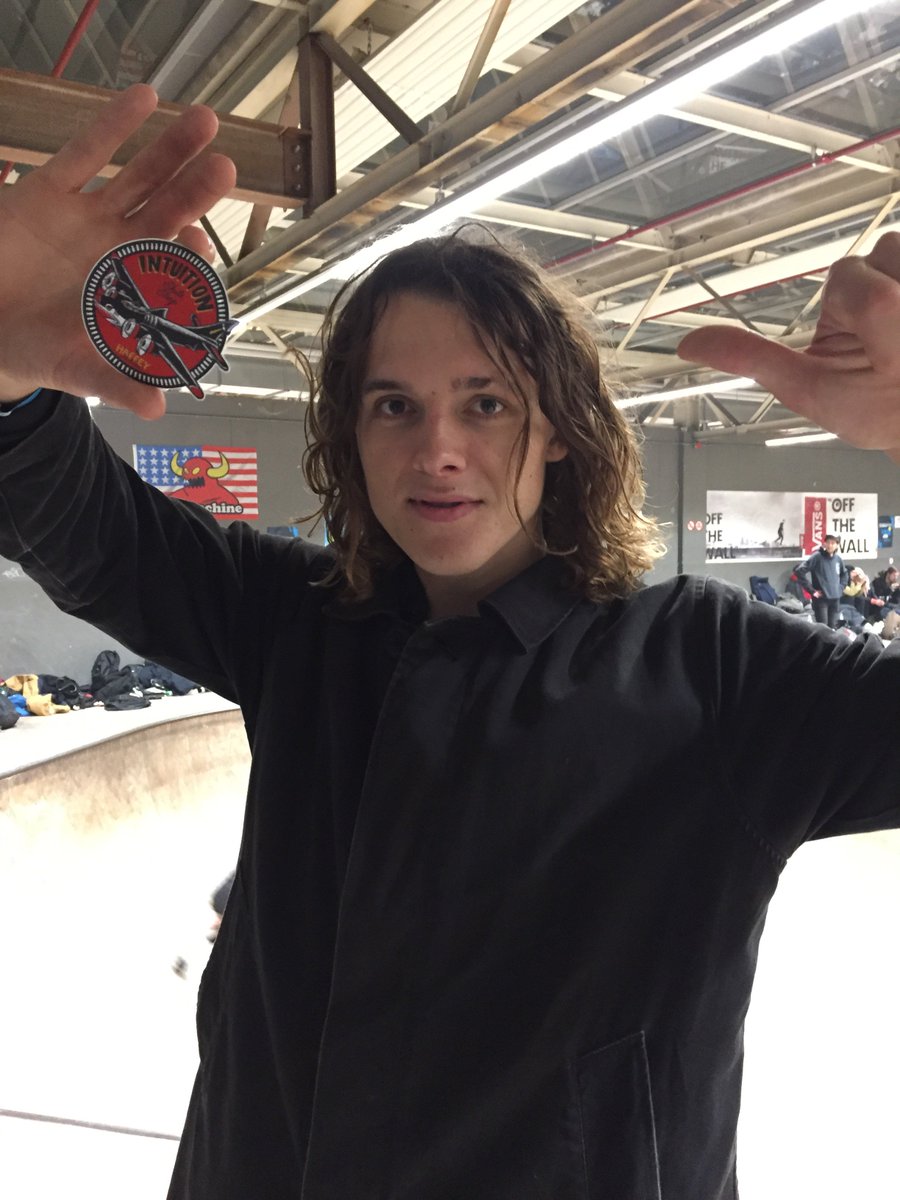 Intuitionskate's tweet photo. LIVE! From @TeamWinterclash ❄️❄️❄️❄️ in Eindhoven, #Netherlands! Joe Atkinson and a proud new @Chris_Haffey shirt owner! (📸: Justin Krul / Intuition correspondent) #intuitionskateshop #krulgrafix #winterclash #chrishaffey https://t.co/DiNM0UaqQv