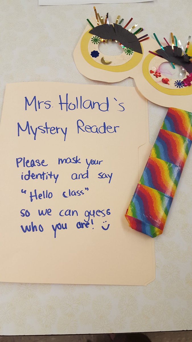 CHPS_VKatsikis's tweet image. Mystery guest readers #familyengagement  #motivationtoread @ChpsTweets