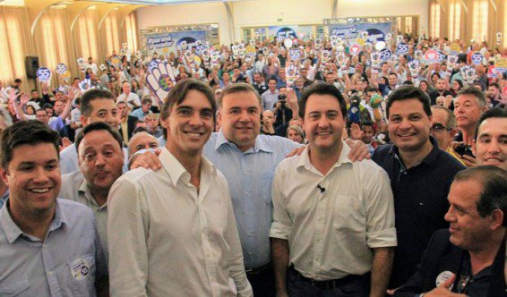 rastrearam's tweet photo. Giba do Vôlei, pré-candidato na chapa de Ratinho, tem prisão decretada por não pagar pensão alimentícia https://t.co/qPVTUQ1QKl https://t.co/PlfFajPQA6