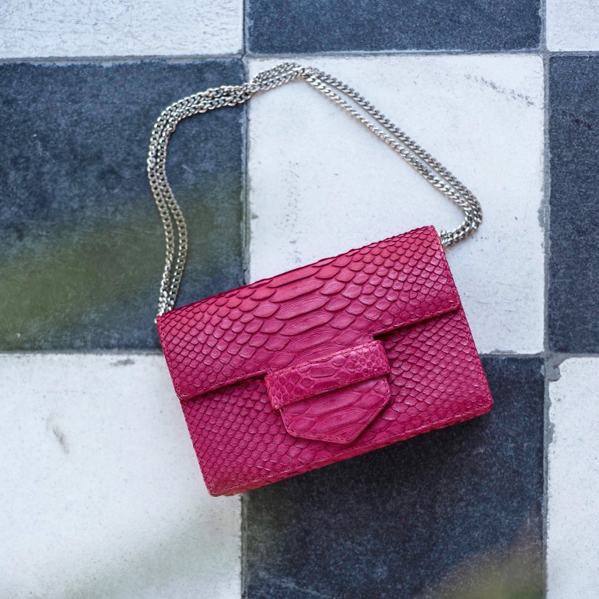 Celebrating the #ChineseNewYear with a pop of red❣️Love, Adriana #HappyLunarNewYear #AdrianaCastro