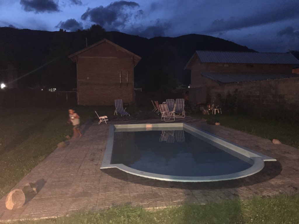 msdmchubut's tweet photo. Casi casi listo unos grosos @Diego_Acosta_rt y #Juanny ... y luego pileta beach!! @Celee96 @DubreuilAlicia https://t.co/GCPG9wN7Gv
