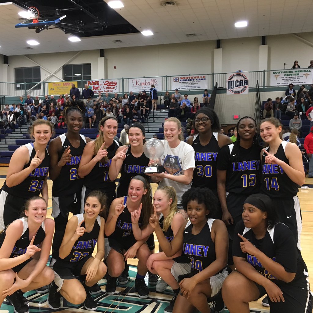 CHAMPS, Laney defeats Hoggard 55-39 to win the Mideast Tournament