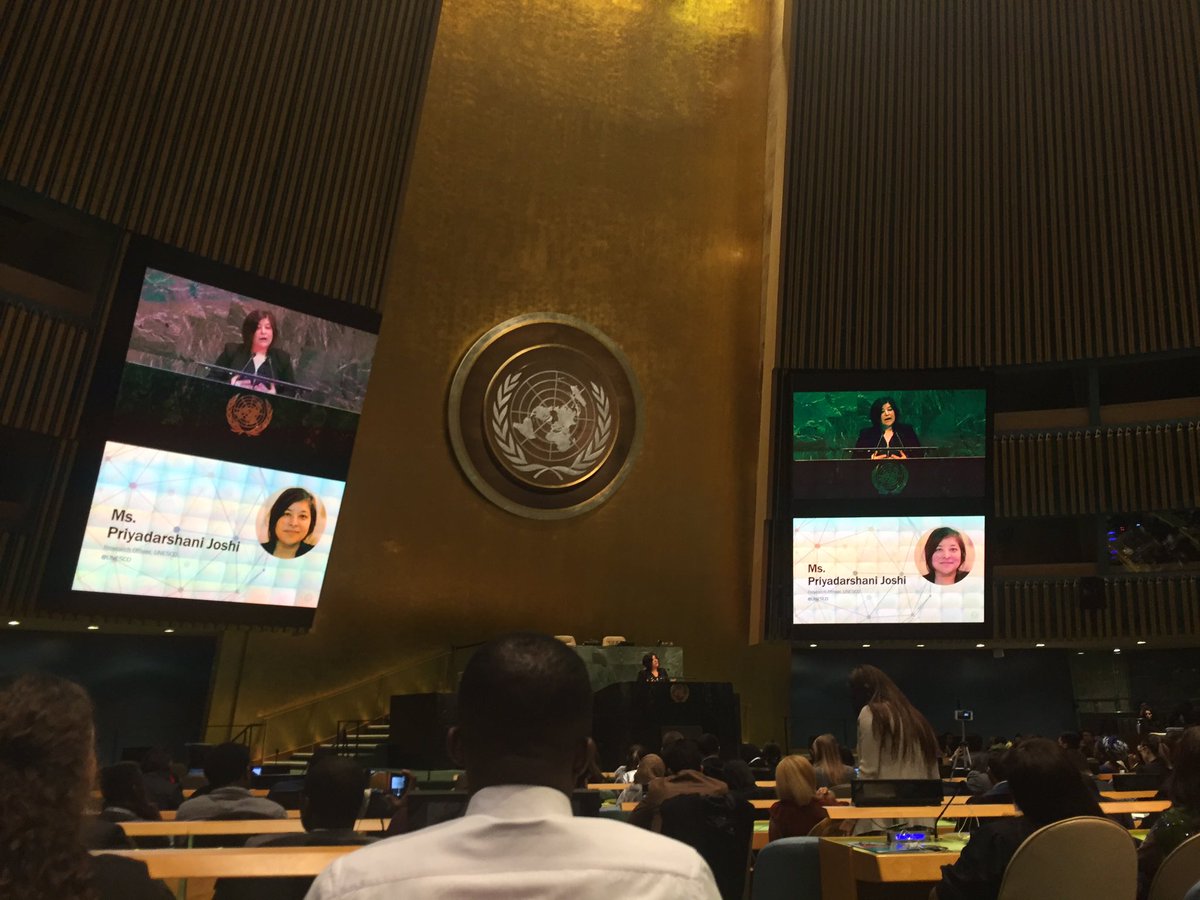 marthallanos's tweet photo. #DelegateDiaries en la clausura de #YouthAssembly la educación es la clave para el desarrollo sostenible! @UNESCO #Agenda2030
Los jóvenes somos los tomadores de decisiones del futuro pero tenemos que tener liderazgo y actuar ya! #CocreateImpact https://t.co/goqBqcjK26