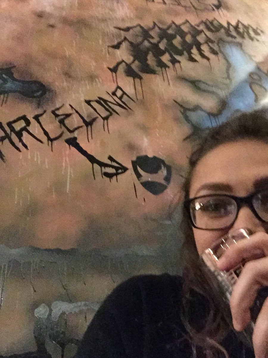 tuesdaygirl81's tweet image. #DogTap #brewdogs #happinessinaglass  #columbus