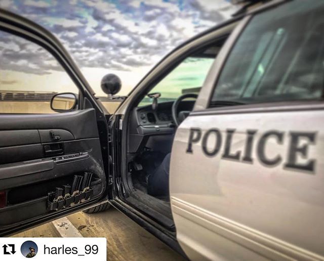 DSGArms's tweet photo. #Repost @harles_99 with @get_repost
・・・
The @dsgarms Ranger Rack on patrol. Great piece of kit for your patrol or personal vehicle! #dsgarms #rangerrack #dsgholsters #police #magcarrier https://t.co/G4wlsTlDzK