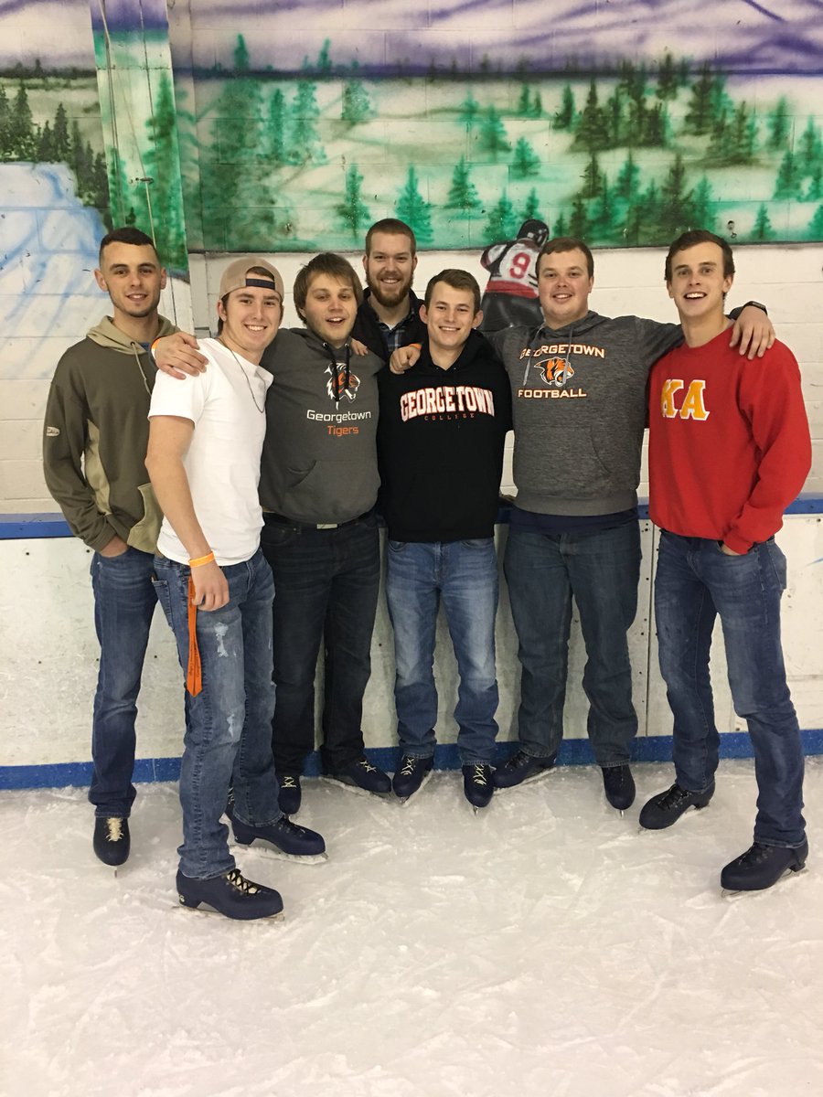 KA_Georgetown's tweet image. Glad we got to come out and help support The Alzheimer’s Association with @AXSigmaKappa. #WheatBarley