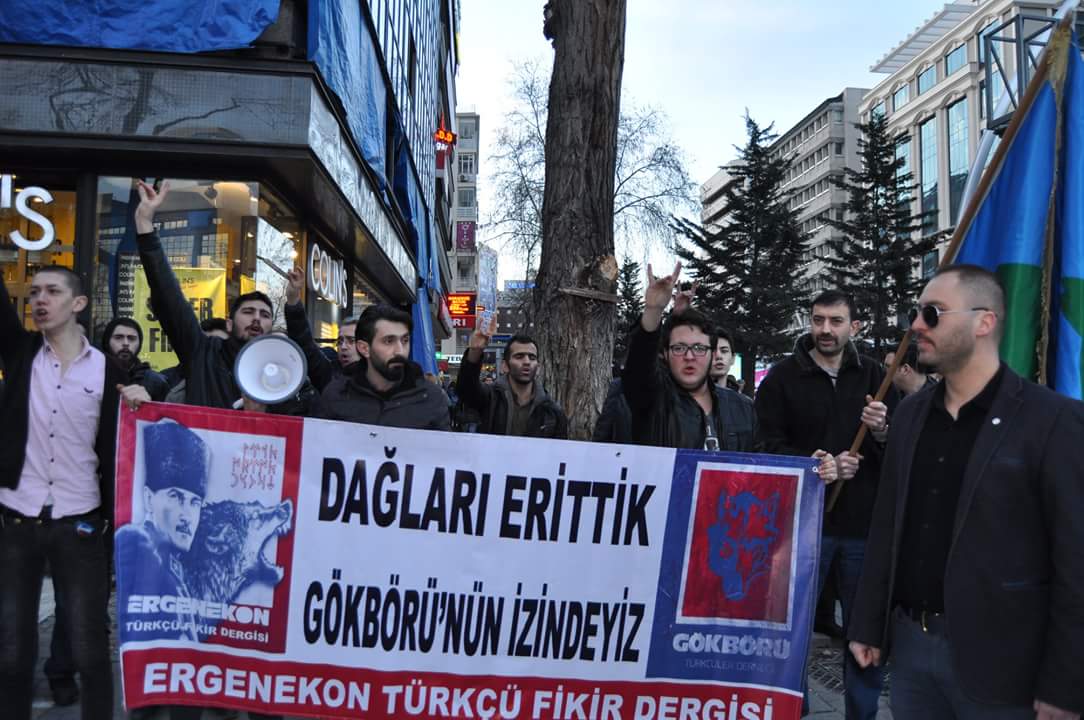 Sedat_Hamza's tweet photo. Türk Irkının binlerce yıllık sesini Türk Devletinin görünmeyen yüzünü duymak isteyen kulaklara duyuracak görmek isteyen gözlere göstereceğiz. Gelecek bin yılda bu coğrafyadayız. https://t.co/E5SOtlYeC3