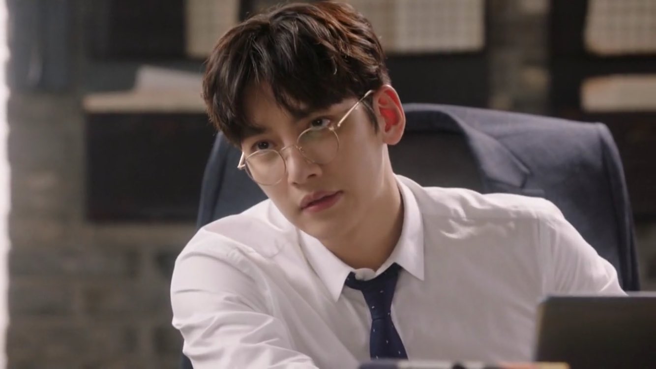 ずー We Are T ヒーラーの時もめっちゃチチャンウクにハマったけど 昨日新たに怪しいパートナー見だしてから5時半くらいまでノンストップでみちゃった やっぱりチチャンウクカッコいい なんであんなにかっこいいの こんな目で見つめられたら死ぬから