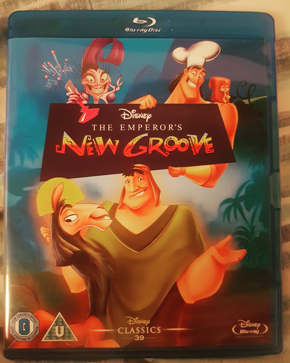 MrsMinnieDisney's tweet photo. Watching one of our many disney movies. #classic39 #theemperorsnewgroove #disney #disneycollection #whattowatchnext #disneymovie https://t.co/vWuw67zse3