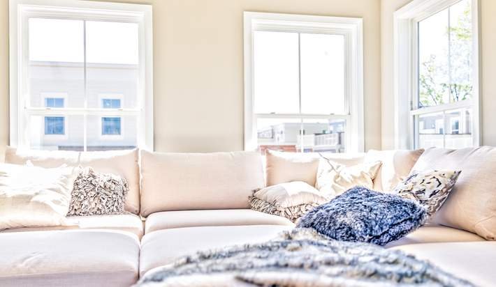 pointlomapaul's tweet photo. Should you put your home on the market this year? Here's why it might be a smart move.  https://t.co/dmkxKy1hGU https://t.co/l5HasyOTV5