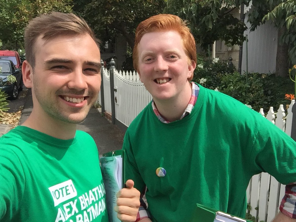 lachlan_m_'s tweet photo. Doorknocking in Clifton Hill! #BatmanVotes #Alex4Batman https://t.co/UU8CMLgr5k