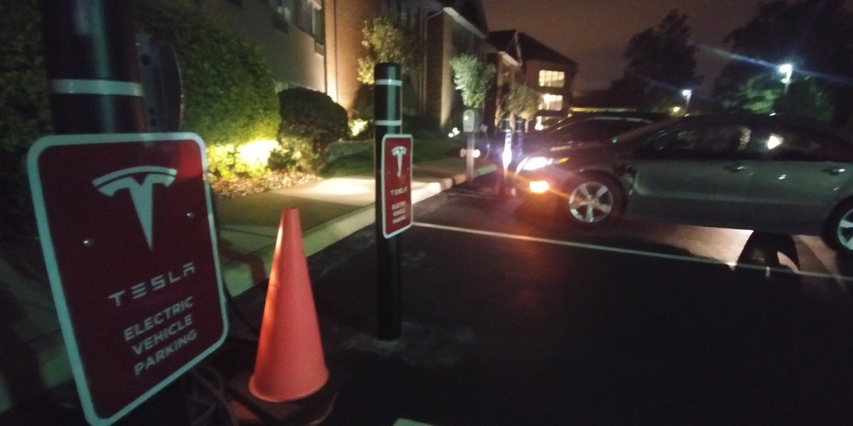 AmazingChevVolt's tweet photo. @WRVoltec #VoltTipsNTricks
Thousand's, @Tesla, #Automotive Div. Branded Level 2 #EVSE's, #DestinationCharger's, #EVFillingStation's Across N America.
Mixed In W/@PlugShare, https://t.co/2aiZ14cykP, 84,000+ L2/3 Public #EVFillingStations, 74% #FreeEVFuel!
Not Applicable To #SuperCharger's https://t.co/HRgZmPods4