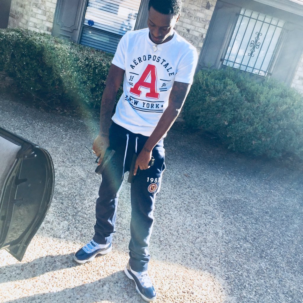 lilBoo30Gang's tweet photo. #NewProfilePic https://t.co/cPCrIGyJvk