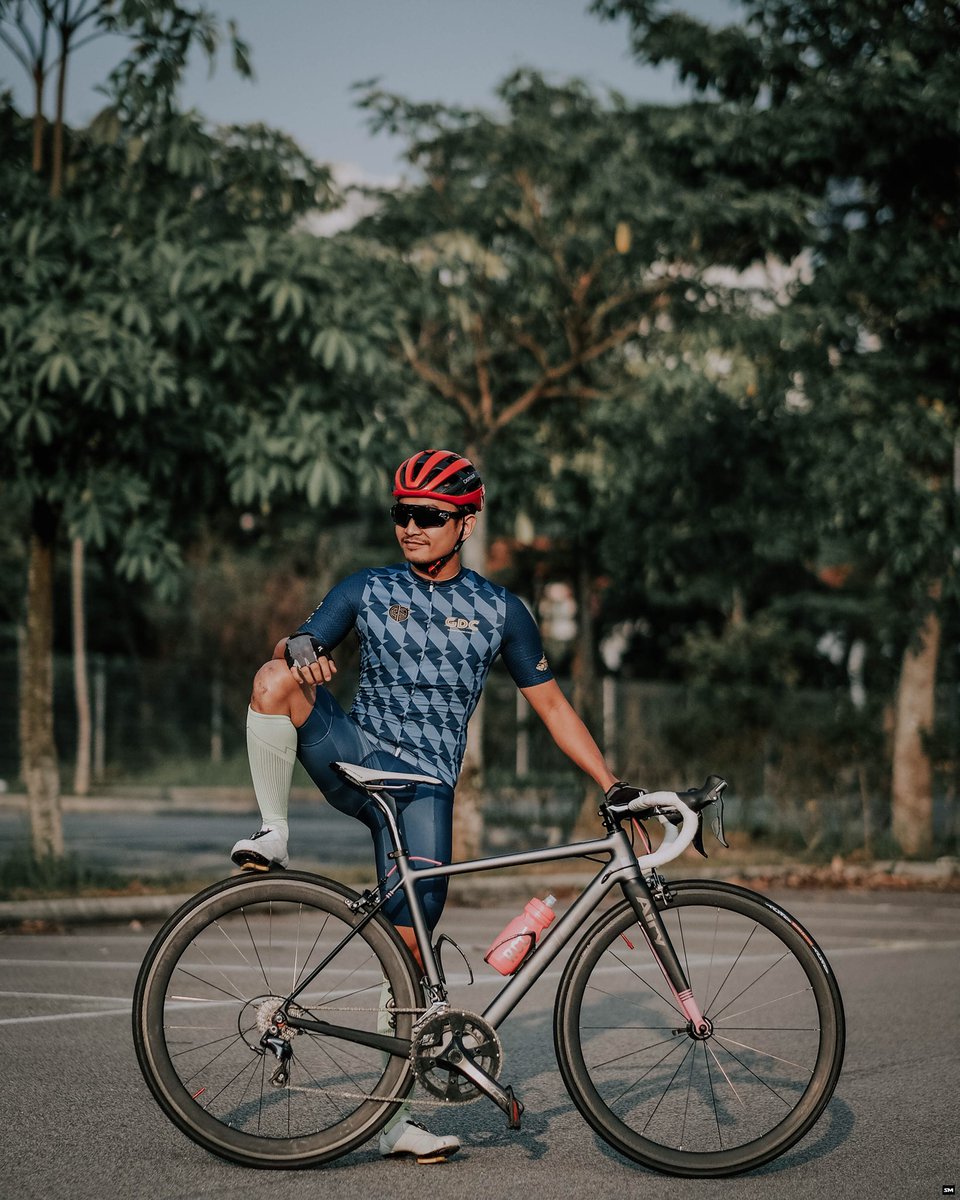 1syamsulariff's tweet photo. Sebelum kayuh lebih jauh izinkan saya mengambil gambar dahulu ya tuan-tuan puan-puan
Lokasi: Riverside Nong Chik
#BikeDailyJohorBahru x #TeamTreximo x #IkutGerakHati https://t.co/283eWlNz4d