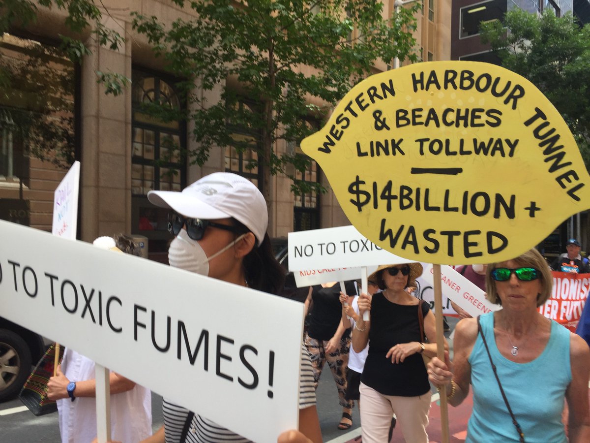 abcsydney's tweet photo. 'Shame, Gladys, shame': Protesters march in Sydney over transport plans
https://t.co/JLx0bkq8o6 https://t.co/9nB9h0mRhP