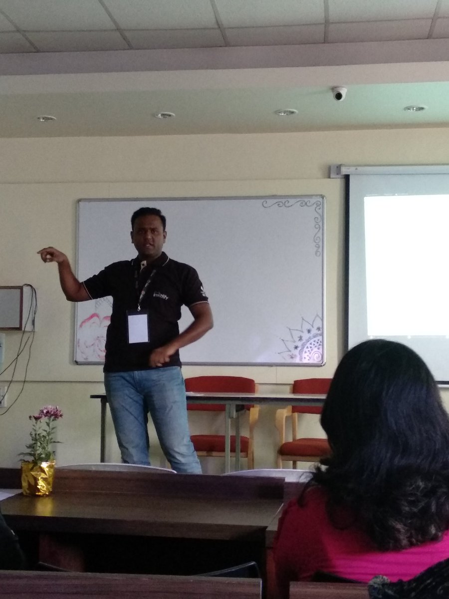 gnunify's tweet photo. @narendrapetkar shedding light on "Mozilla Marathi Localisation". #gnuNify2018 #day2 #sicsr #opensource https://t.co/u9jX8oFeDr