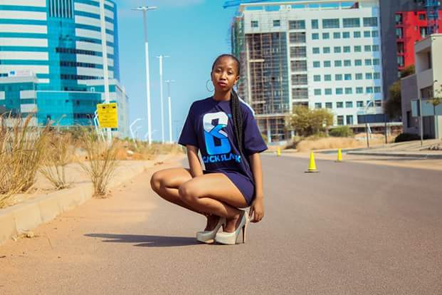 CACKSLACK's tweet image. 👕LINK UP TEE
💰 P200
📱 +267 76395744 or 📩 DM to place your order.
📷@hypeoutlawz