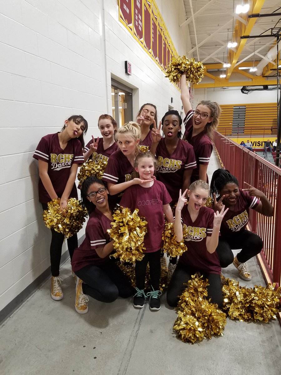 CooperJagsDance's tweet image. Last home game of the season 😢 Great win over Scott but to top it off we had our biggest little fan dance with us tonight!😍❤ One of the biggest reasons we do what we do!
#danceteamisfamily #CDTbiggestfan #sheissocute #wearecooper #wewillmissourseniors