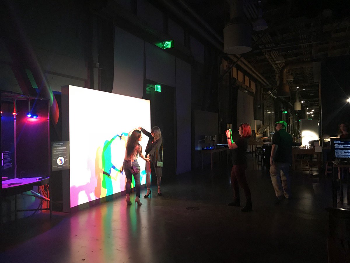 exploratorium's tweet photo. Flash back to another fun Friday celebration: #ScienceOfCocktails 2018! Thanks @thebolditalic + @Melreadscomics for joining us. If you missed this year's chance to #sipyourscience, catch their awesome recap here! READ: https://t.co/hHY7k81CqS https://t.co/q1FkWwxqg0