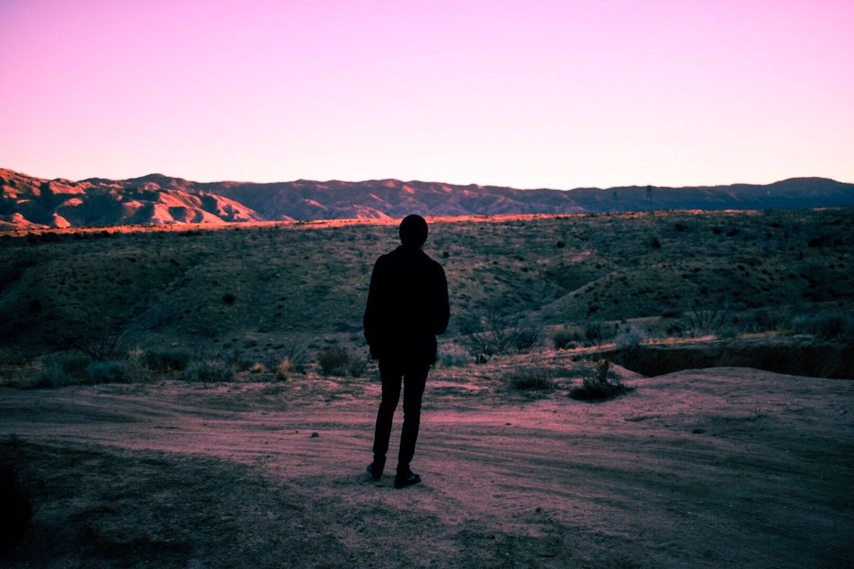 NebulustM's tweet photo. Do you ever look around you and think about how tiny you are. • 2.16.18 • https://t.co/55IrRGwCfb