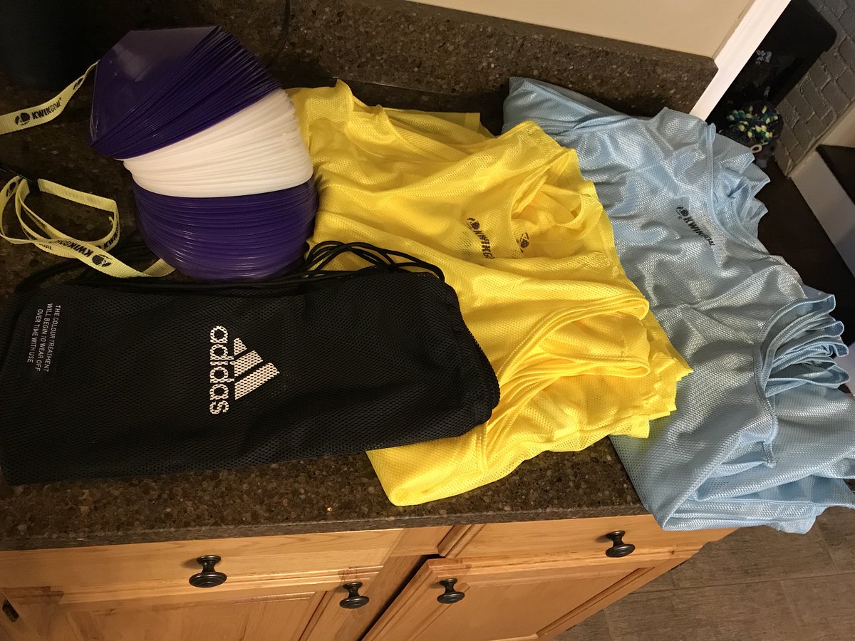 BrianE_NUFC's tweet photo. When you give your coaching daughter, the birthday gift of purple discs, canary yellow and baby blue pinnies. #soccertradition #NUFCStrong https://t.co/tMKdhztqQg