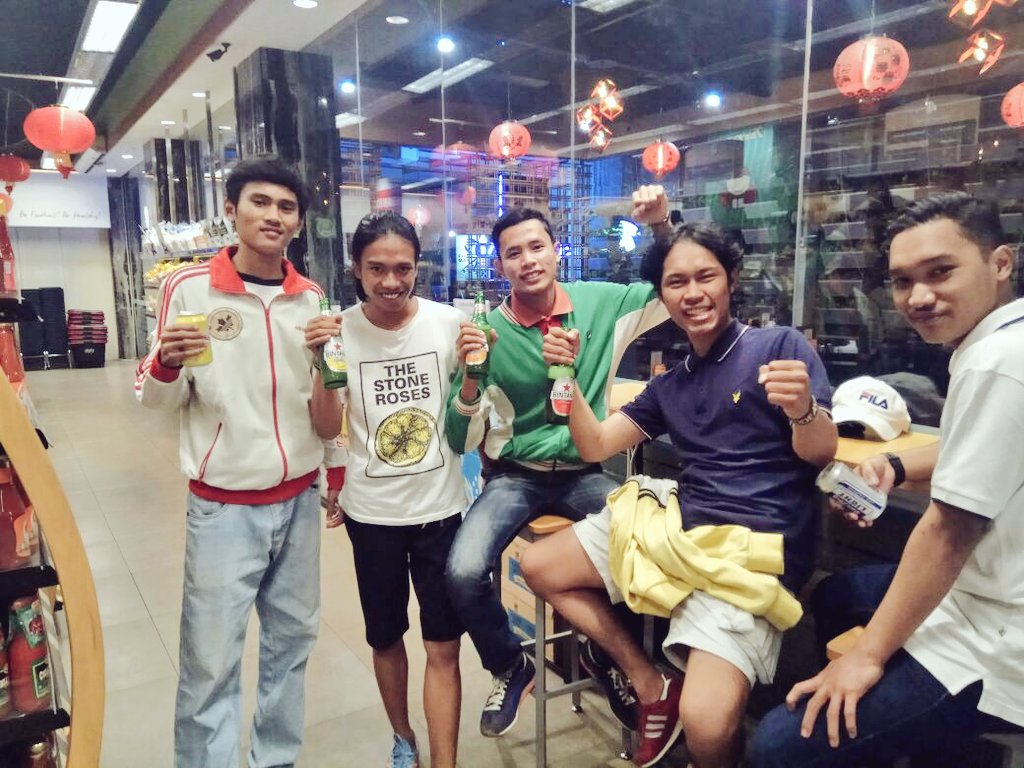 Mas_Wayy28's tweet photo. #PersijDay Ayooo Jemput Piala Hari Ini Semoga Menang! https://t.co/dS8dHrrIc2