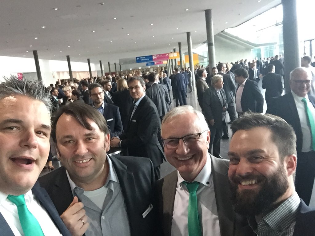michaelerckmann's tweet photo. #STRAT18 https://t.co/Onbctgs8GJ
