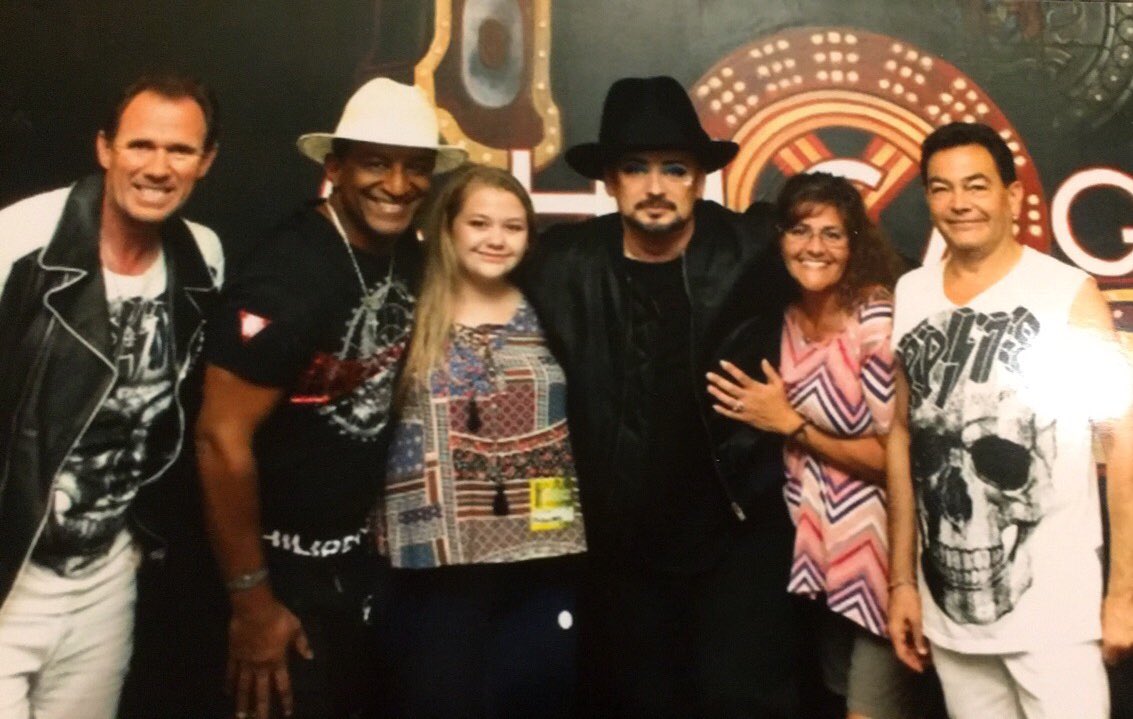 DebbieChisnell's tweet photo. @MolliePriestley @BoyGeorge missing my happy peeps... love when my friends send me encrypted club lyrics. Xx💜 https://t.co/gloEEHGPY9