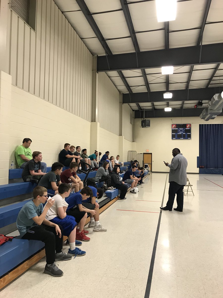 akatej3's tweet photo. 2018 MCE FCA Courts of Faith! Matt. 14:22 Fans or Followers? #FCA #Hisglory #MCEloves #MCEhighschool @CoachJWinslow @kara_wooderson Thanks to all who made this event! 🙏🏼 https://t.co/WuIxZI2aW4
