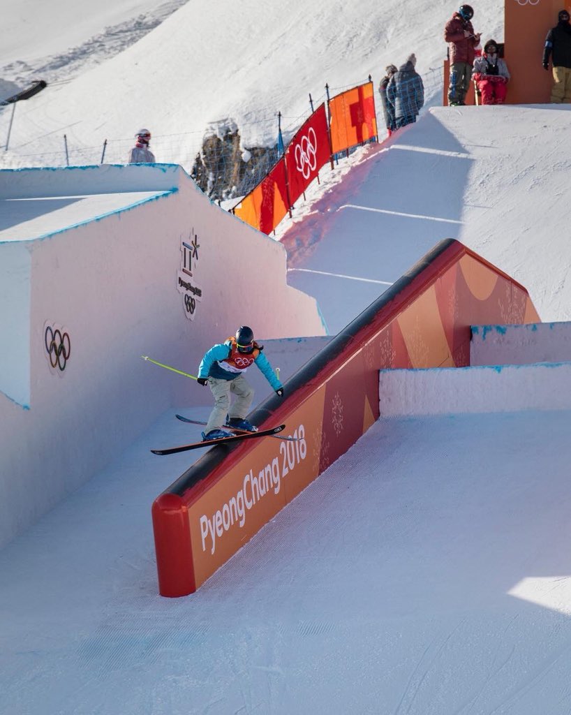 GusAndRig's tweet photo. Sarah Hoefflin, Swiss Ambassador to #Riggustan, has just thrown down in the Slopestyle Ski quals and goes for gold in the final in 20 mins. Find a television #pyeongchang2018 #Slopestyle #Olympics #Medallica https://t.co/Fc9IieQuRh