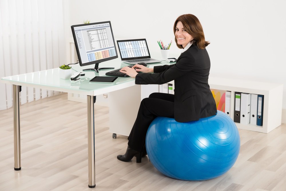 bkleb's tweet photo. For busy professionals looking to get in shape for 2018, here are 10 ways you can do so without quitting your day job https://t.co/OSpjQyZ6z8 #HR4SMB #TriNetBlog @GaragGymPlanner https://t.co/UpMExoxwlq
