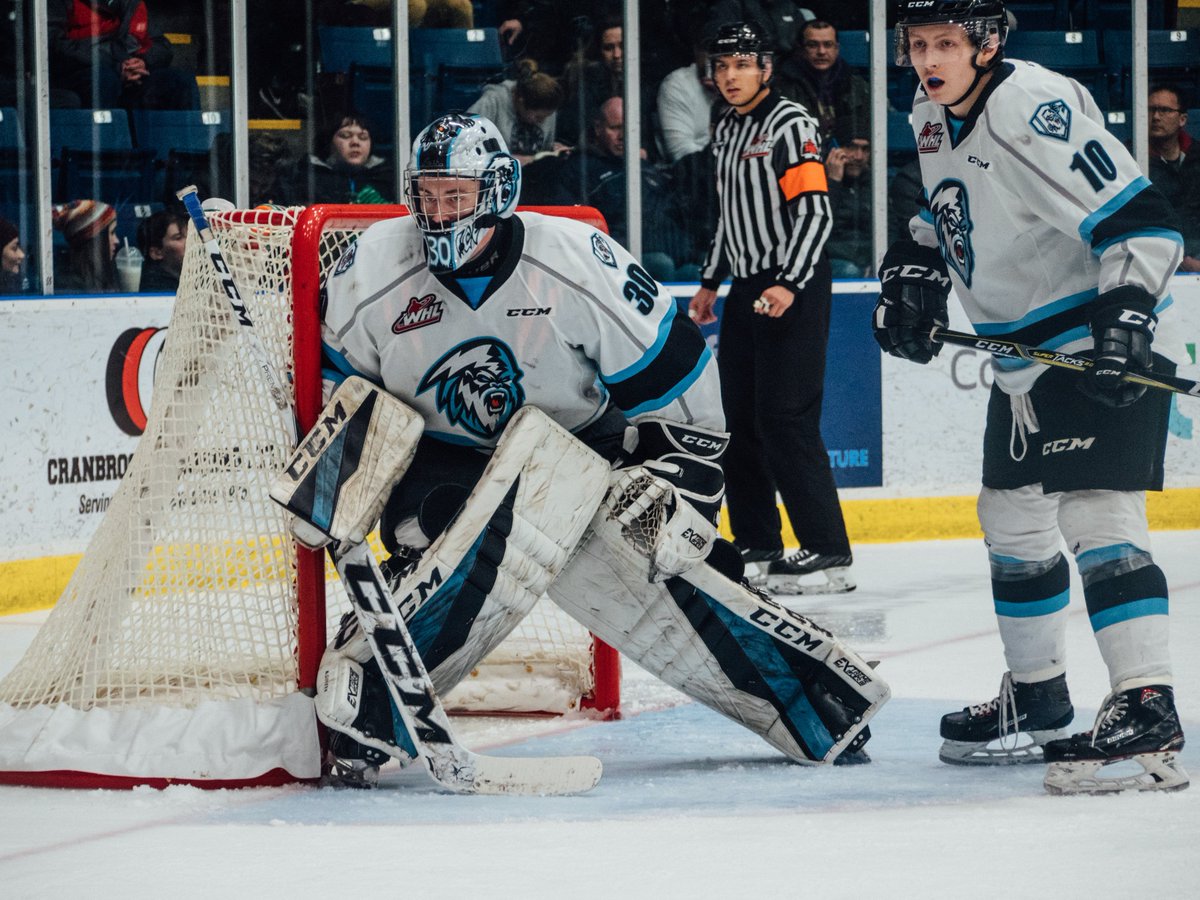 BradcasterJones's tweet photo. The @WHLKootenayICE defeat the @TCAmericans 5-2 at Western Financial Place, full story to come but here's some photos from tonight's win for now #WHL #Cranbrook #KTNvsTC https://t.co/u1Nz3mDmGJ