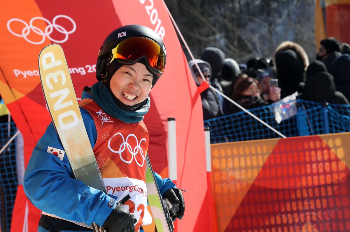 여유로운 17살 세계챔피언의 하프파이프 스노보드 결승 경기 | TikTok, image size:1200x797