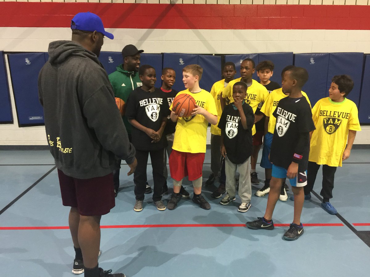 FabienKalalaCim's tweet photo. West-End #Ottawa Friday night sport! Team #Tba vs Team #BlackPantherMovie #CommunityEngagement #basketball #Kids #Youth #Communityinvolvement #Backtothecommunity @CarlingtonCA @ysb_bsj @OttawaPolice @ottawacity @cpopco @bayshore @Youth_Ottawa @TBA23 https://t.co/Jgu63pz2A0